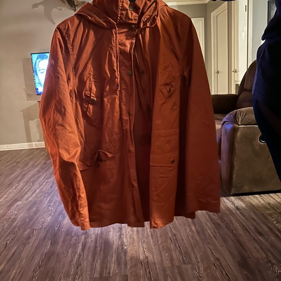 Sweatshirts and jackets - Picture 4 of 5